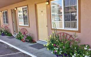 Uptown Inn