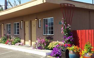 Uptown Inn