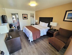 Uptown Inn