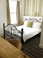 Donnington Guest House