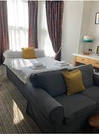 Donnington Guest House