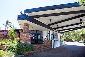 Leisure Inn