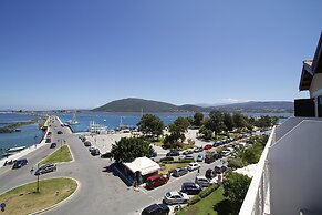 Nirikos Hotel