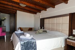 Nirikos Hotel