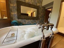 Great Fosters - A Small Luxury Hotel