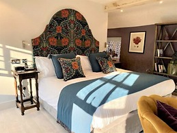 Great Fosters - A Small Luxury Hotel