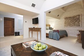 Great Fosters - A Small Luxury Hotel