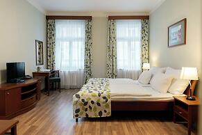 Hotel Orion