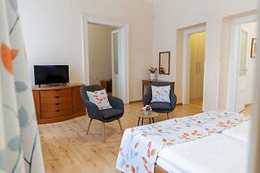 Hotel Orion
