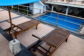 Aquarius Beach Hotel