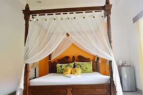 Aquarius Beach Hotel