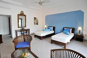 Aquarius Beach Hotel