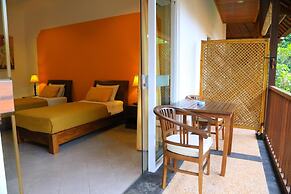 Aquarius Beach Hotel