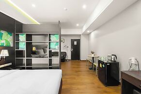 Boss Hotel