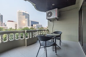 Boss Hotel