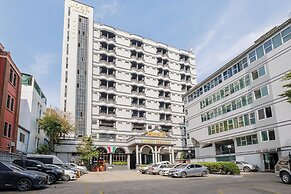 Boss Hotel