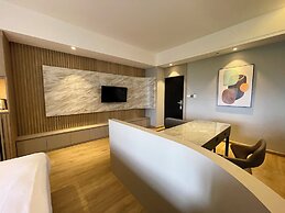 Boss Hotel