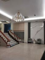 Boss Hotel