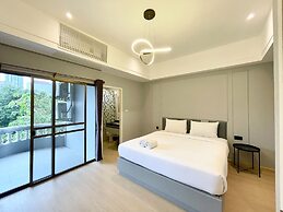 Boss Hotel
