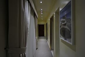 Oman Palm Hotel Suites