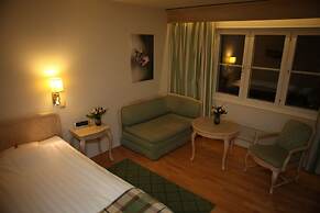 Hotel Mölndals Bro