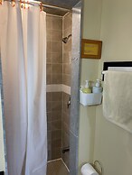 Kaisar Guest House