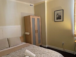 Kaisar Guest House