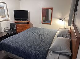 Cedar Springs Motel