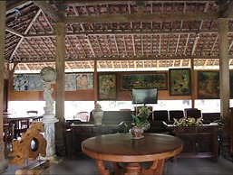 Gazebo Beach Hotel