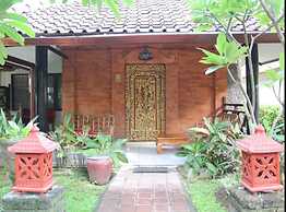 Gazebo Beach Hotel