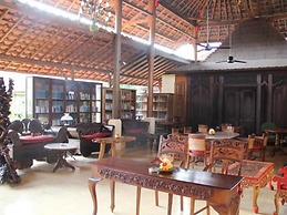 Gazebo Beach Hotel
