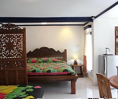 Gazebo Beach Hotel