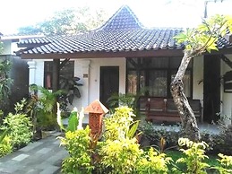 Gazebo Beach Hotel