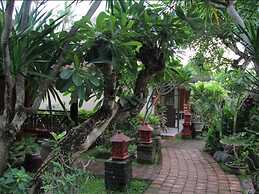 Gazebo Beach Hotel