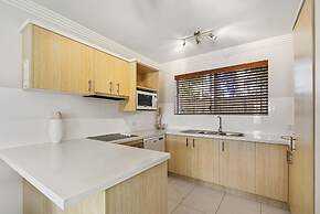 Noosa River Palms