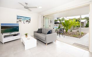 Noosa River Palms