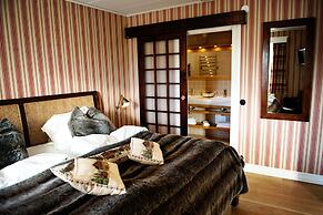 Gammelgården Hotell