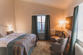 Gammelgården Hotell