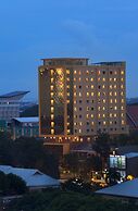 Best Western Plus Makassar Beach