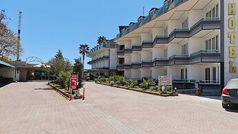 Unluselek Hotel