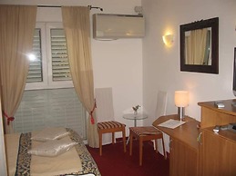 Vila Lili