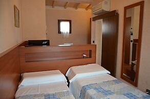 Hotel Mia Cara