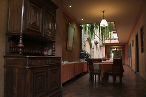 Hotel Inés María
