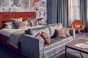 Malmaison Reading