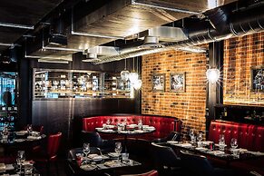 Malmaison Reading