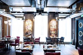 Malmaison Reading