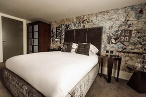 Malmaison Reading