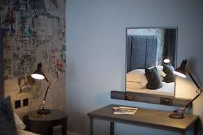 Malmaison Reading
