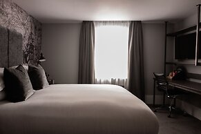 Malmaison Reading