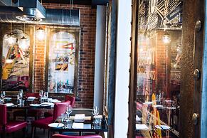 Malmaison Reading